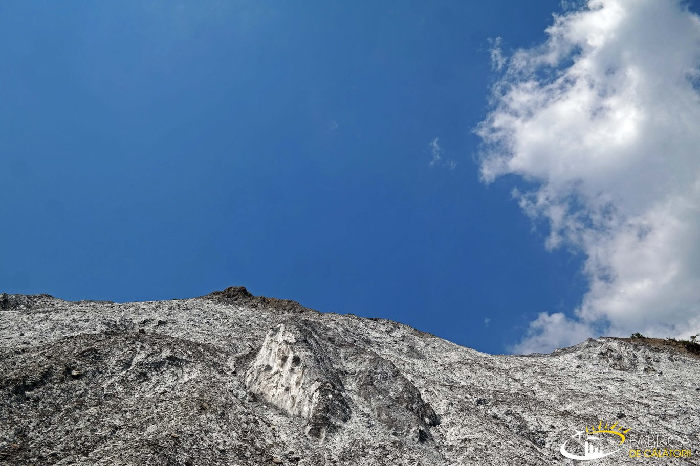 Muntele de sare de la Lopătari